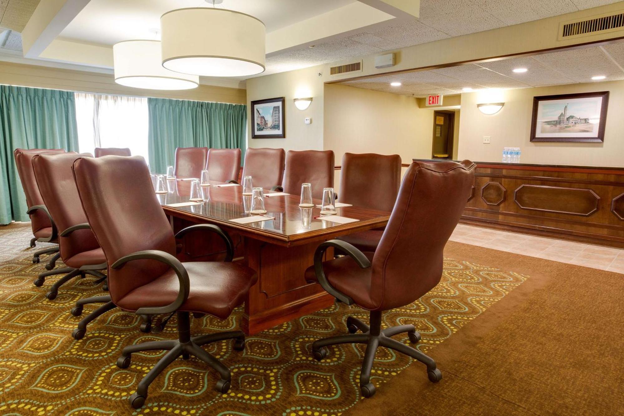 Pear Tree Inn St Louis Convention Center Σαιντ Λούις Εξωτερικό φωτογραφία